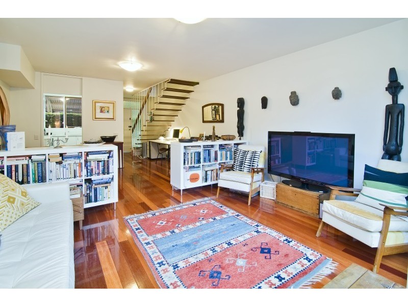 19/115 Burns Bay Road, Lane Cove NSW 2066