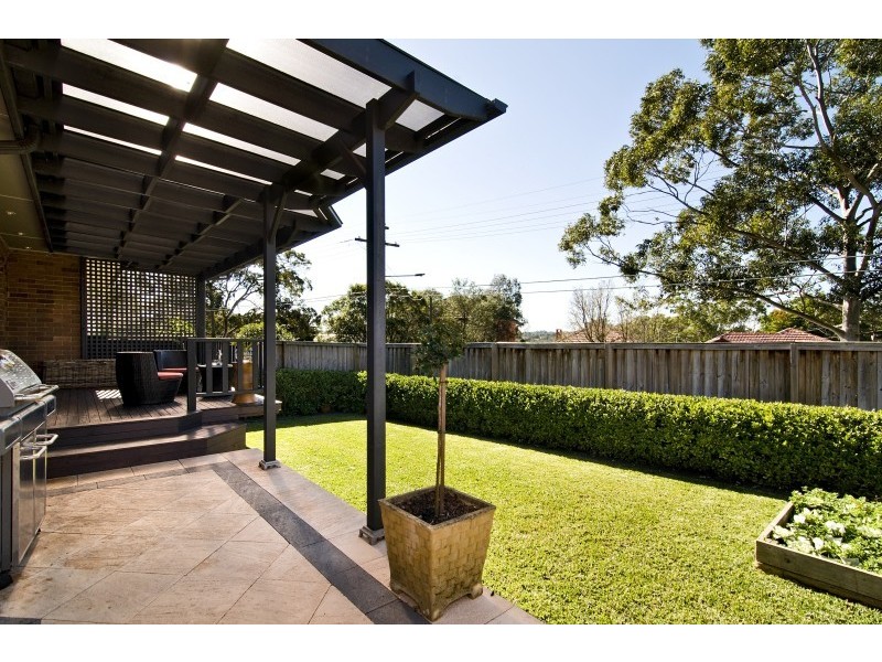 20 Hinkler Crescent, Lane Cove NSW 2066