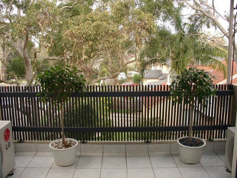 18/299 Burns Bay Road, Lane Cove NSW 2066