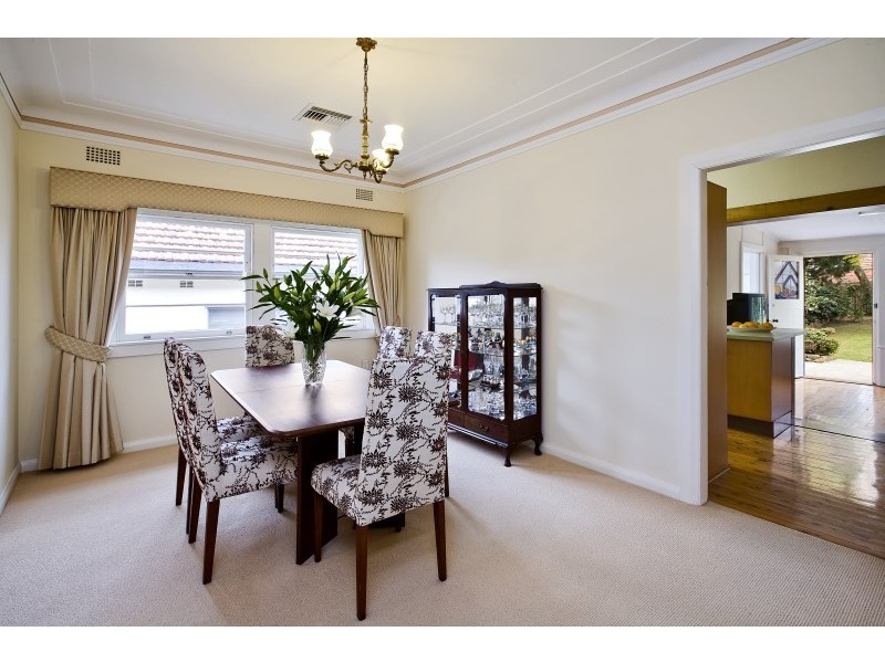 18 Barwon Road, Lane Cove NSW 2066