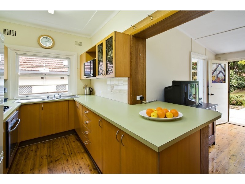 18 Barwon Road, Lane Cove NSW 2066