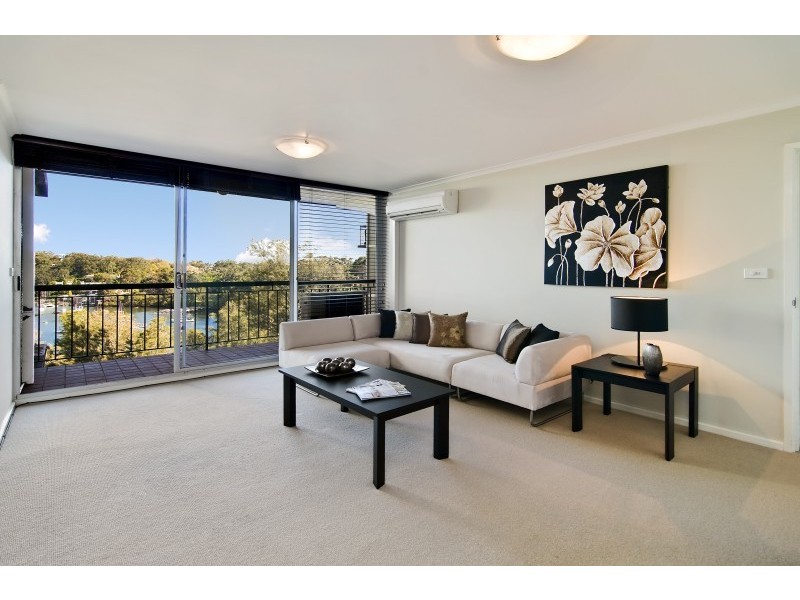 79/300A Burns Bay Road, Lane Cove NSW 2066