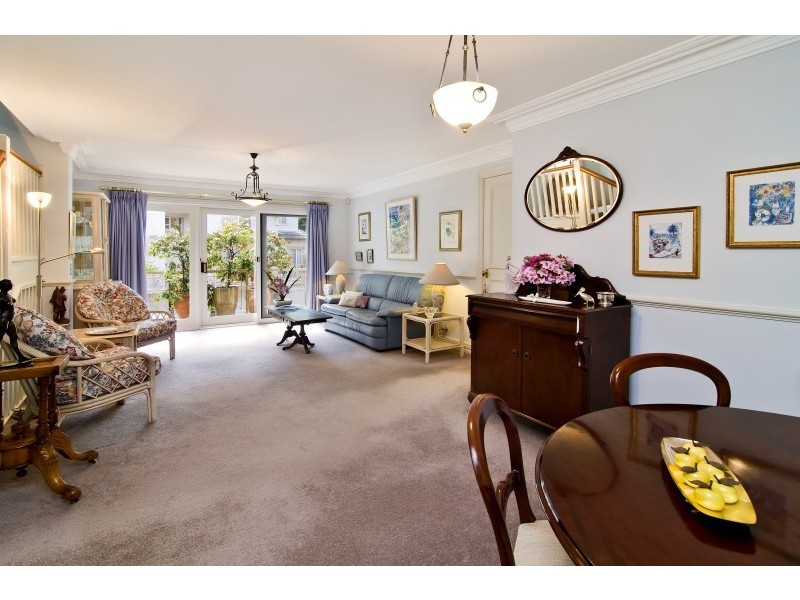 10 Boronia Avenue, Hunters Hill NSW 2110