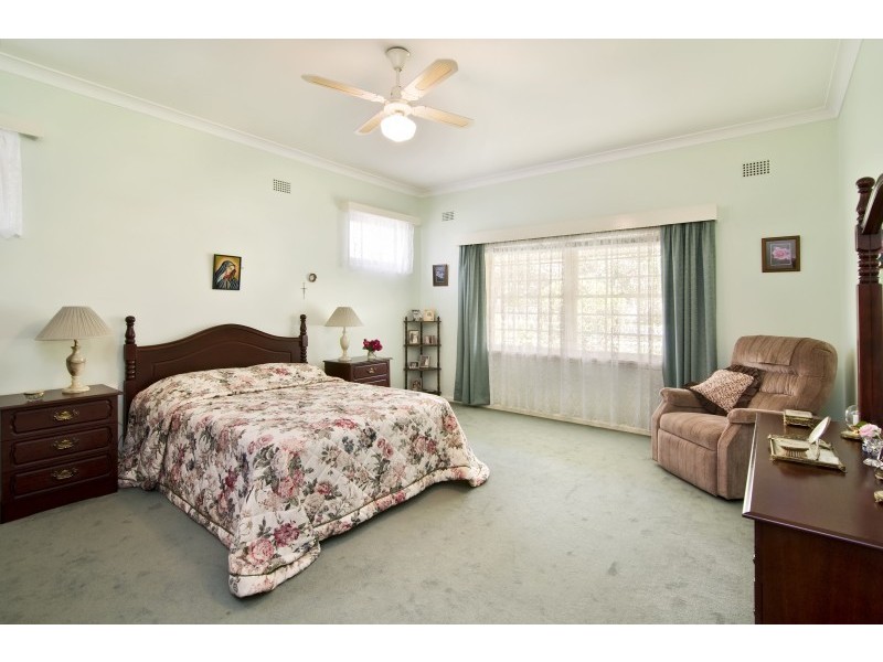 9 Parklands Avenue, Lane Cove NSW 2066