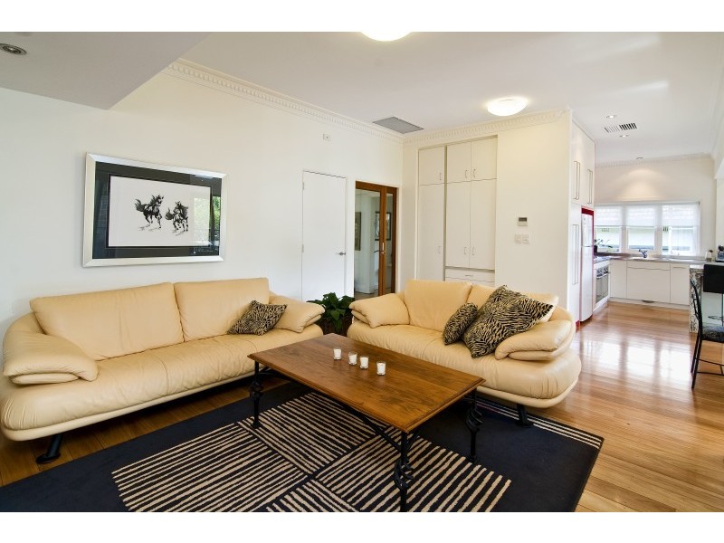 7 Lawn Avenue, Lane Cove NSW 2066