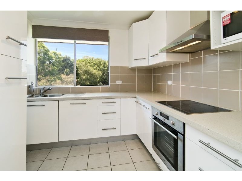 16/106 Burns Bay Road, Lane Cove NSW 2066