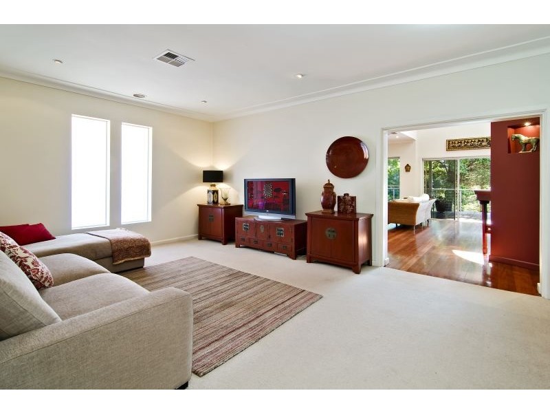 19 Fourth Avenue, Lane Cove NSW 2066