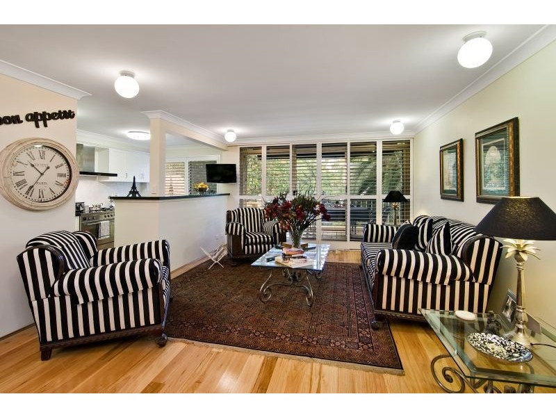 8/87 Burns Bay Road, Lane Cove NSW 2066
