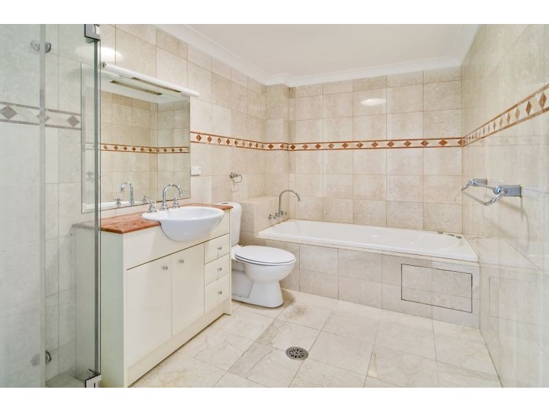 4 Sawyer Crescent, Lane Cove NSW 2066