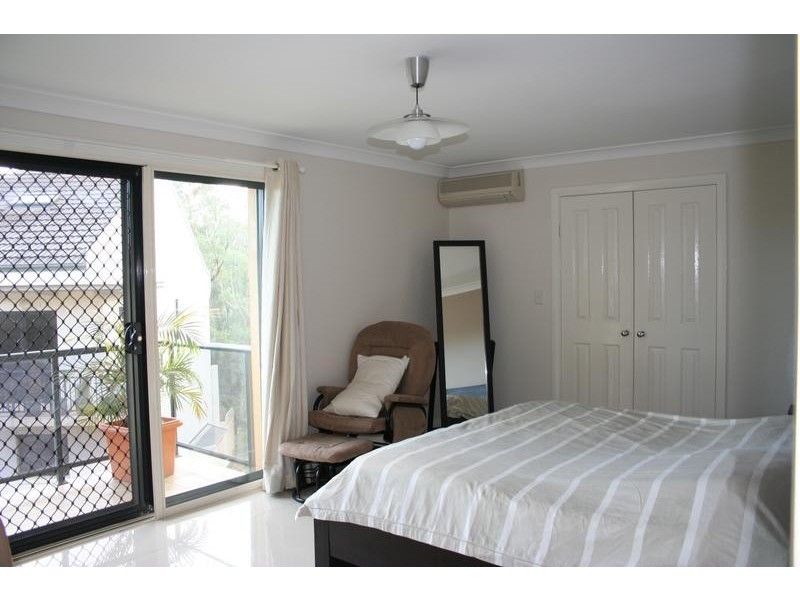 19 Kinsellas Drive, Lane Cove NSW 2066