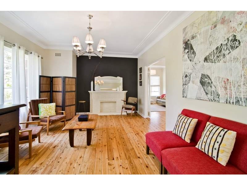 1 Tambourine Bay Road, Lane Cove NSW 2066
