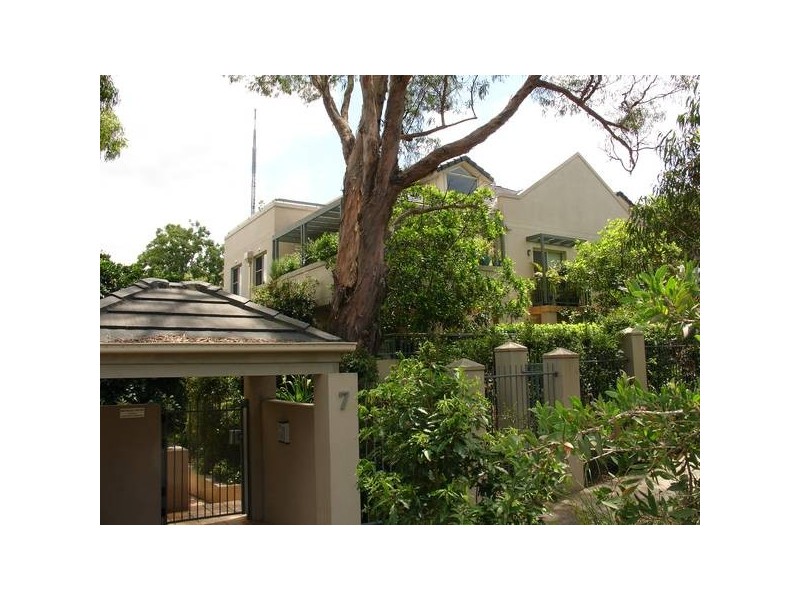 13/7-15 Bellevue Avenue, Greenwich NSW 2065