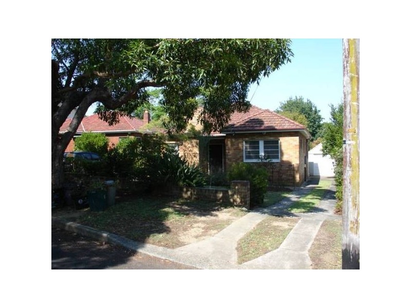 8 Gardenia Ave, Lane Cove NSW 2066