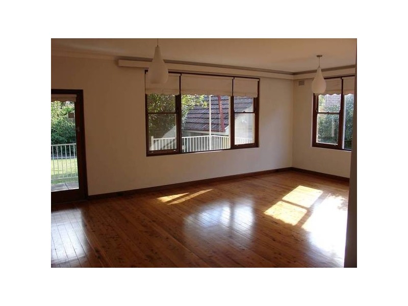 8 Gardenia Ave, Lane Cove NSW 2066