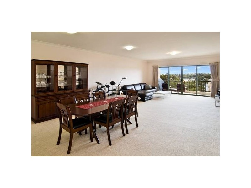 15/292 Burns Bay Road, Lane Cove NSW 2066