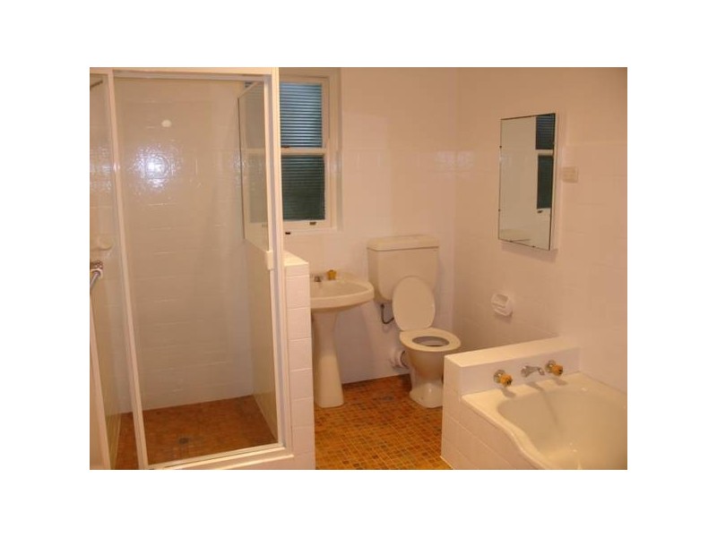 52b Kingslangley Road, Greenwich NSW 2065