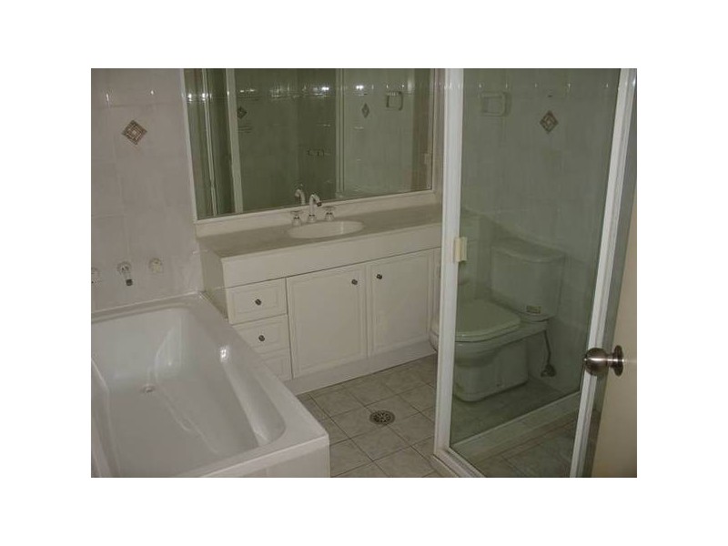 32/292 Burns Bay Rd, Lane Cove NSW 2066