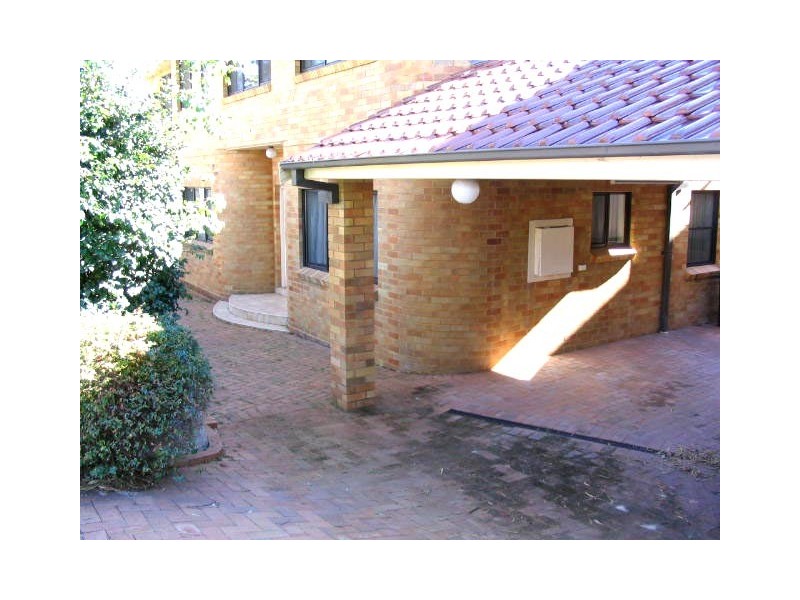 2/71a Burns Bay Road, Lane Cove NSW 2066