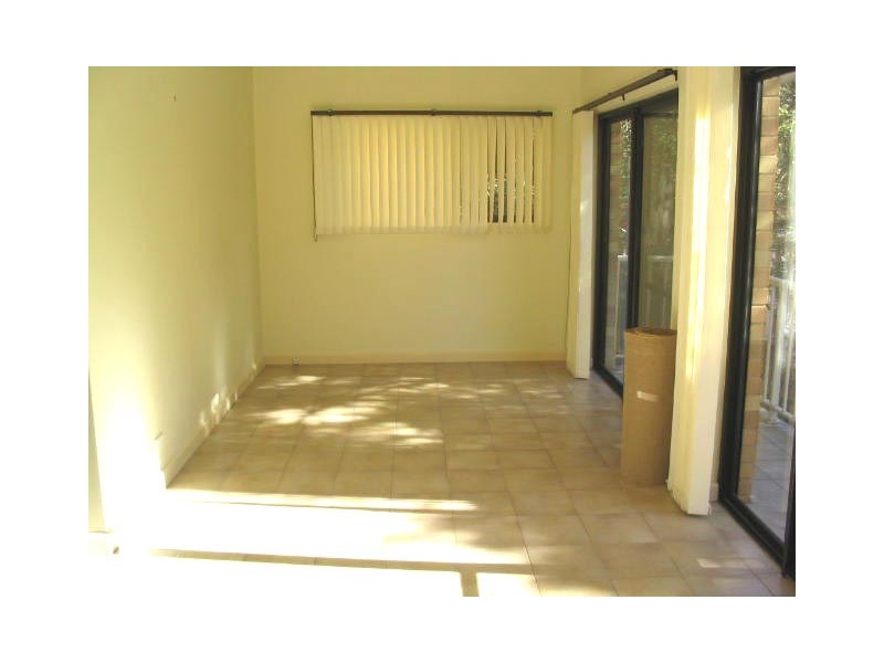 2/71a Burns Bay Road, Lane Cove NSW 2066