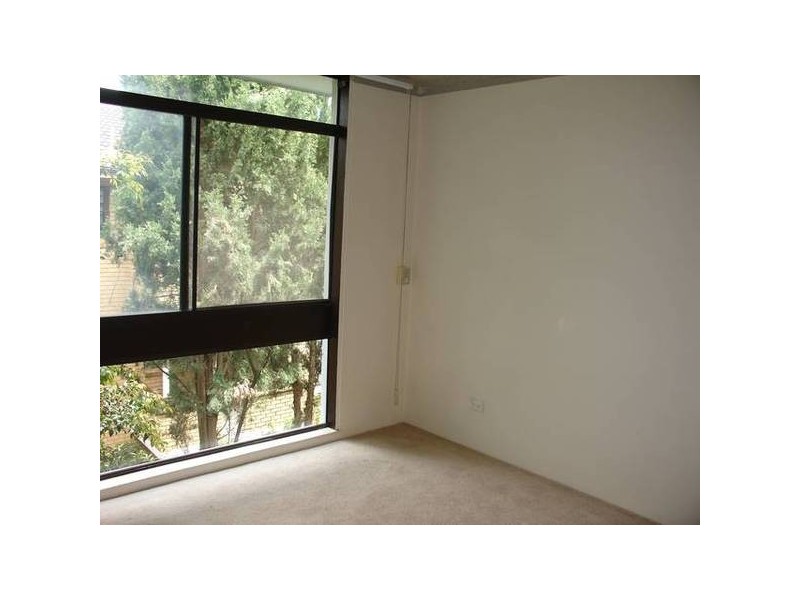 13/124 Burns Bay Road, Lane Cove NSW 2066