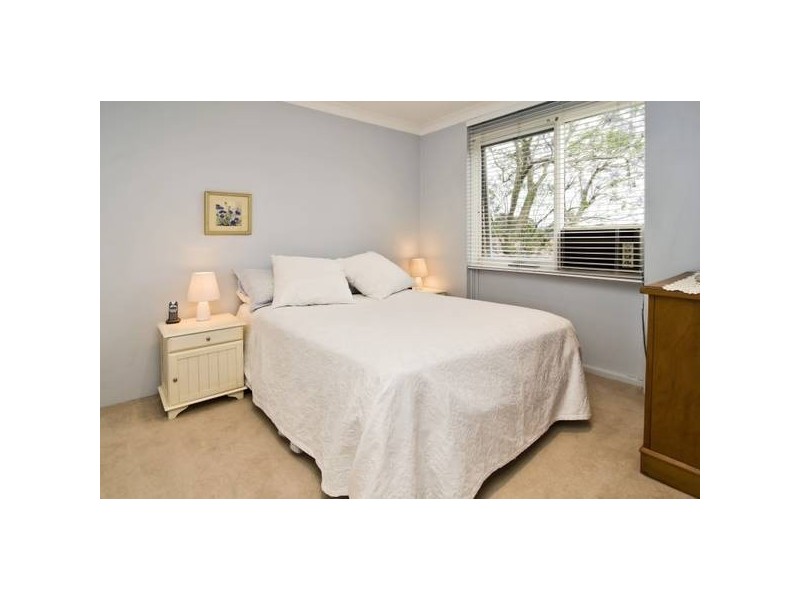 13/115 Burns Bay Road, Lane Cove NSW 2066