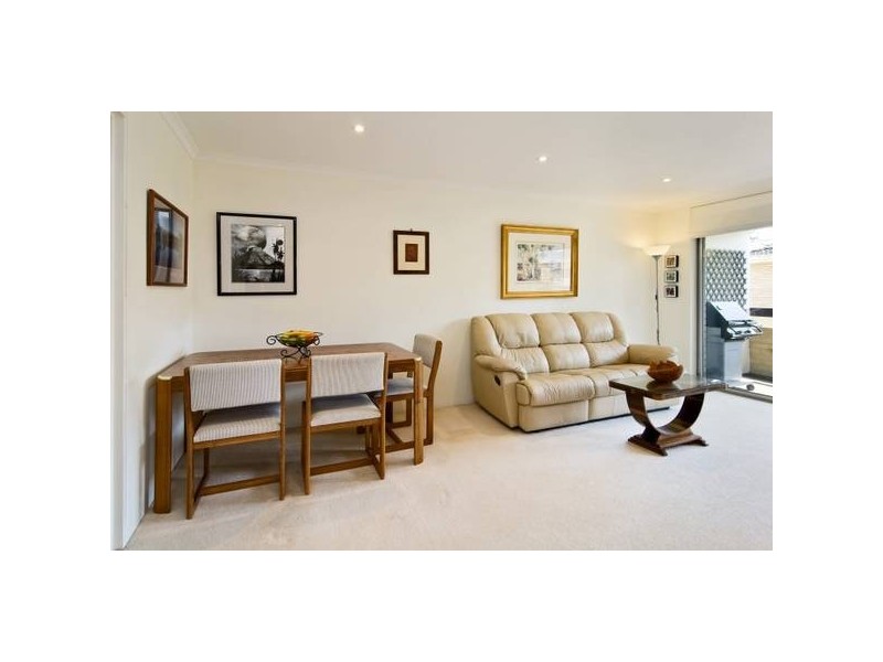 9/106 Burns Bay Road, Lane Cove NSW 2066