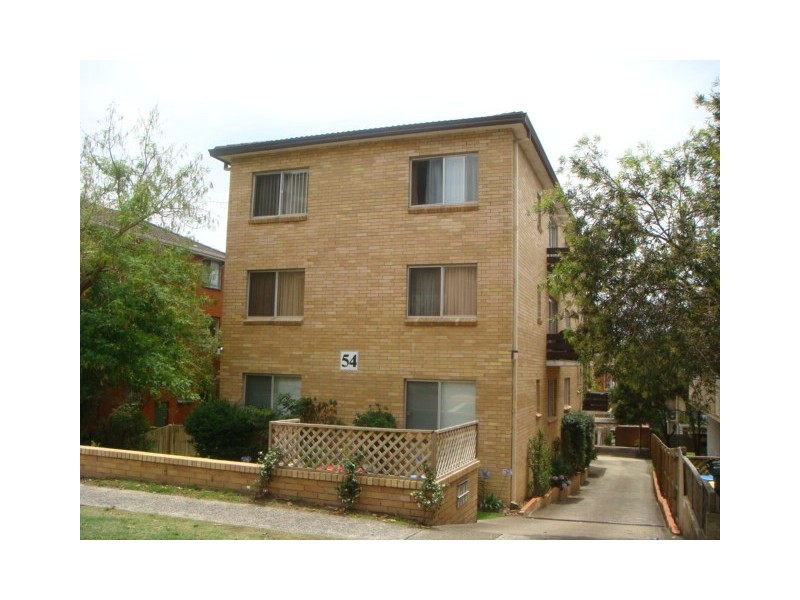 8/54 Oaks Avenue, Dee Why NSW 2099