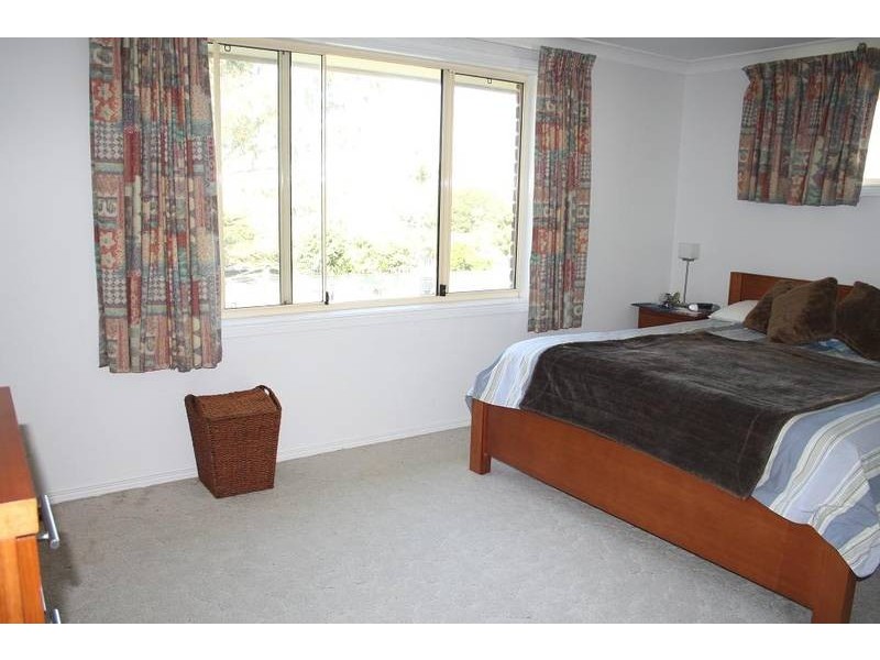 23 Hall Ave, Collaroy Plateau NSW 2097