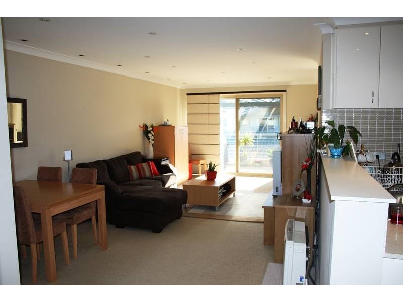 5/4 Fantail Ave, Warriewood NSW 2102
