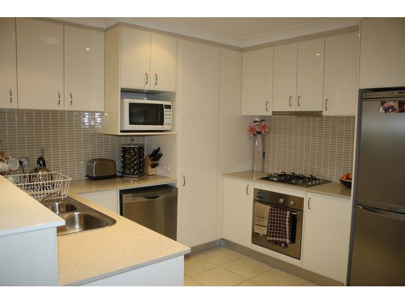 5/4 Fantail Ave, Warriewood NSW 2102