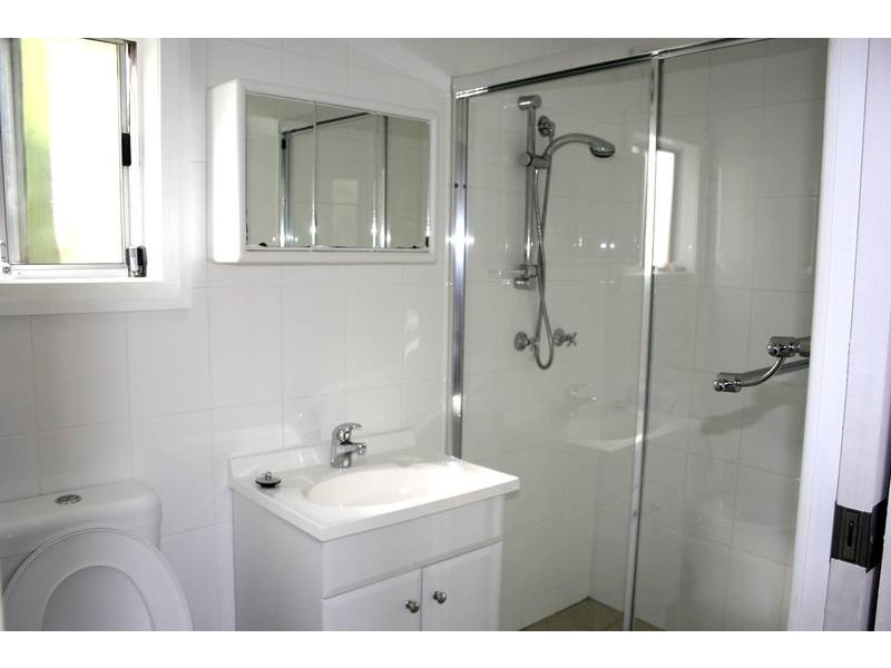 70 Warringah Rd, Narraweena NSW 2099