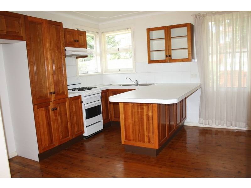 64 Dareen St, Frenchs Forest NSW 2086