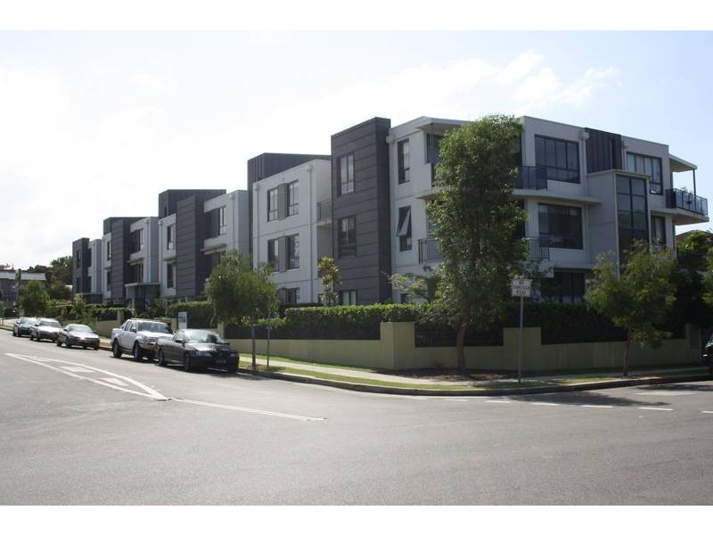4/20 Hawkesbury Ave, Dee Why NSW 2099