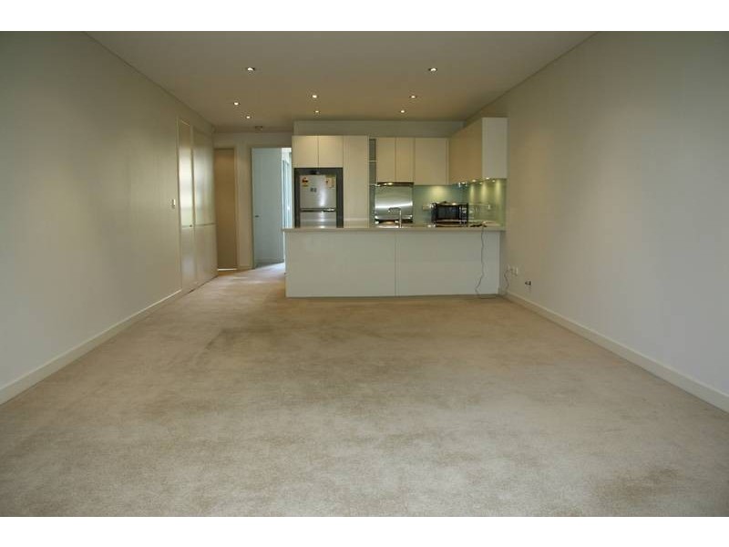 4/20 Hawkesbury Ave, Dee Why NSW 2099