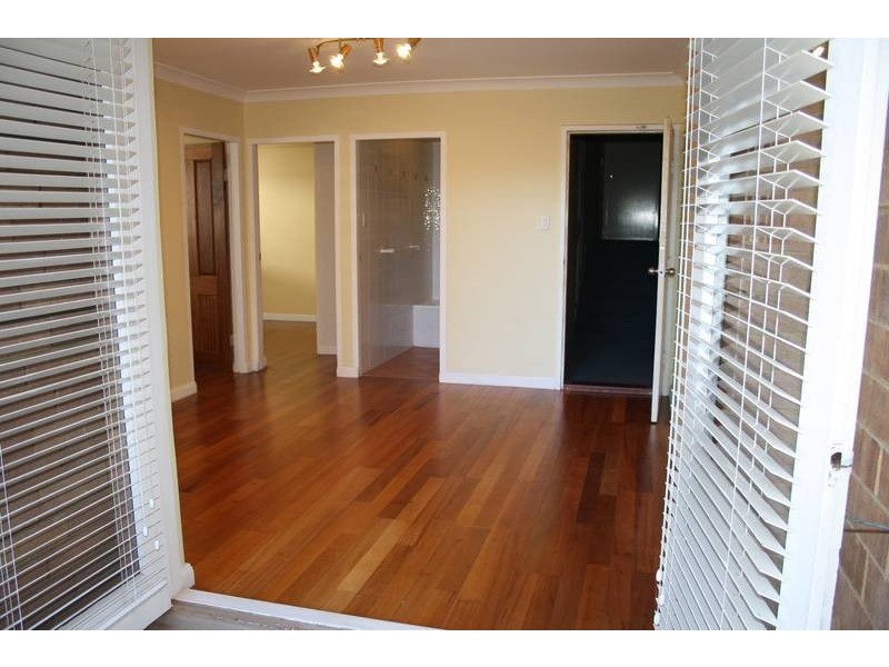 4/12 Wheeler Pde, Dee Why NSW 2099