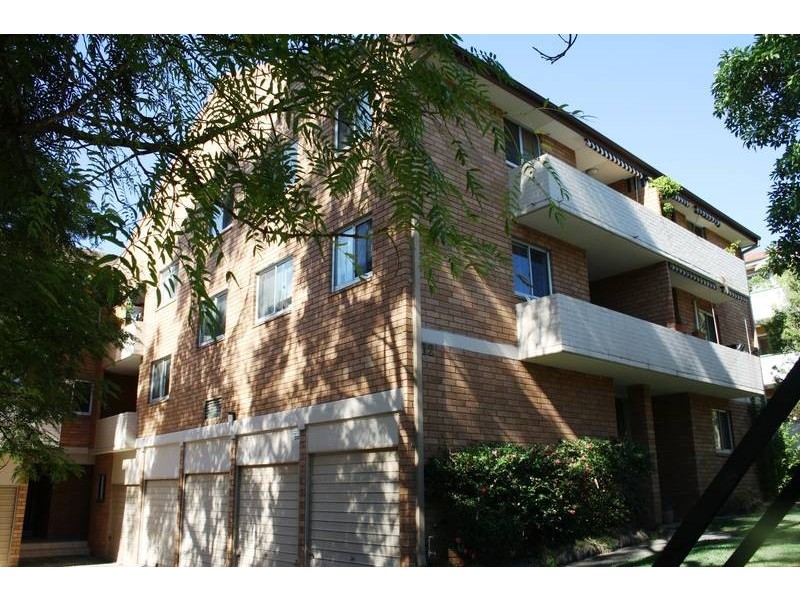 4/12 Wheeler Pde, Dee Why NSW 2099