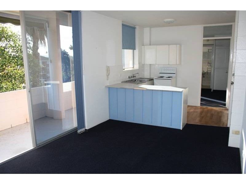 18/168 Pacific Parade, Dee Why NSW 2099