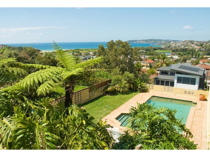 107 Headland Rd, North Curl Curl NSW 2099