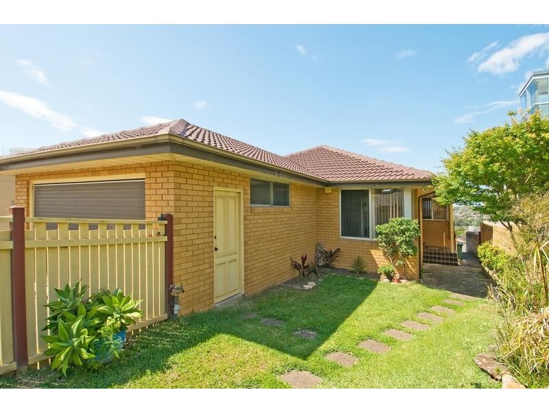 107 Headland Rd, North Curl Curl NSW 2099