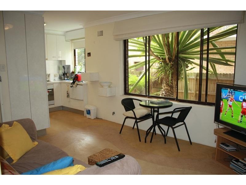 2/18 Clarke St, Narrabeen NSW 2101