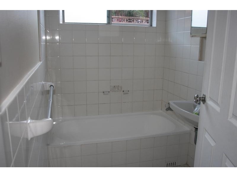 4/33 Lismore Ave, Dee Why NSW 2099