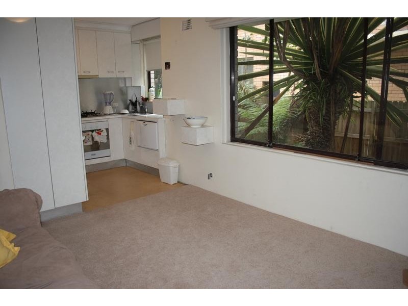 2/18 Clarke St, Narrabeen NSW 2101