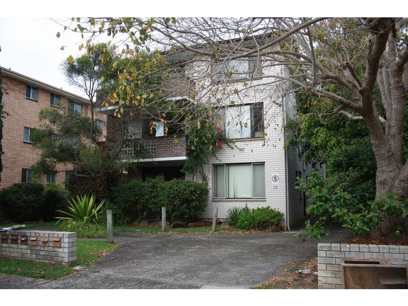 2/18 Clarke St, Narrabeen NSW 2101
