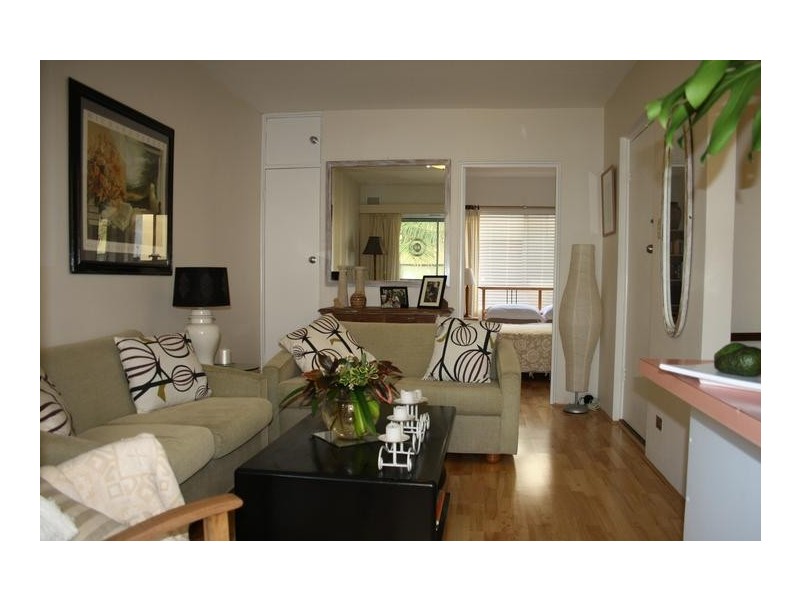 2/20 Wheeler Pde, Dee Why NSW 2099