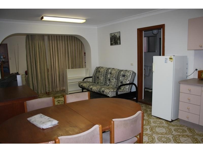 Flat @18 Beacon Ave, Beacon Hill NSW 2100