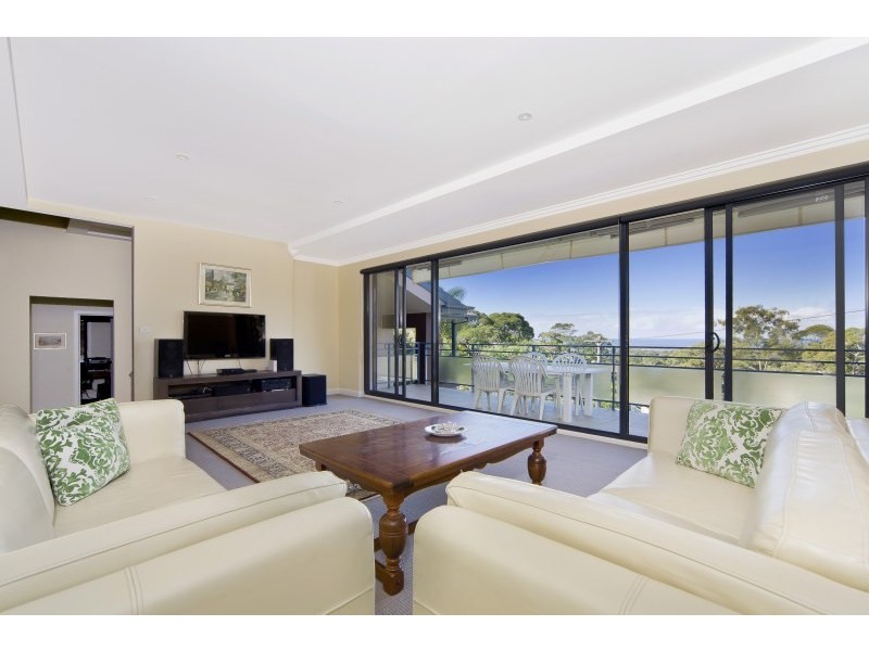 12 Larmer Place, Narraweena NSW 2099