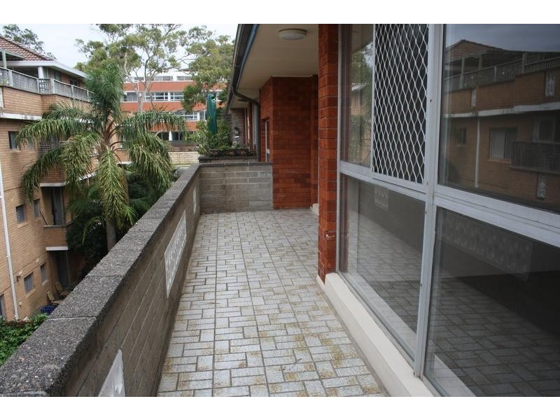 8/62 Oaks Ave, Dee Why NSW 2099