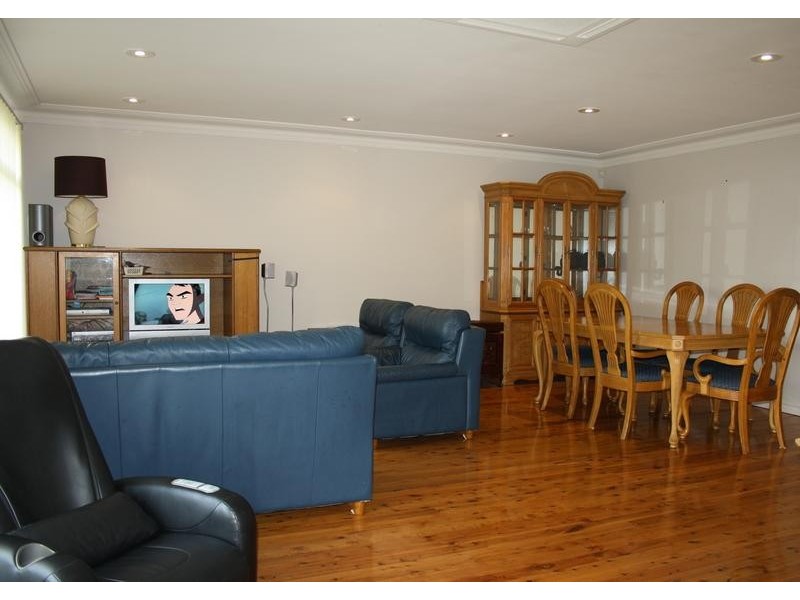 4 Koorangi Avenue, Elanora Heights NSW 2101