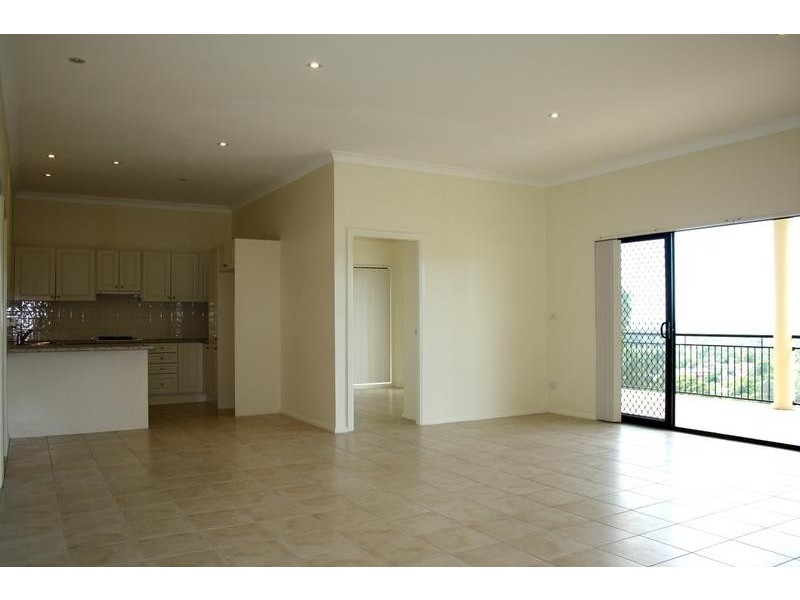 Flat@12 Boromi Way, Cromer Heights NSW 2099
