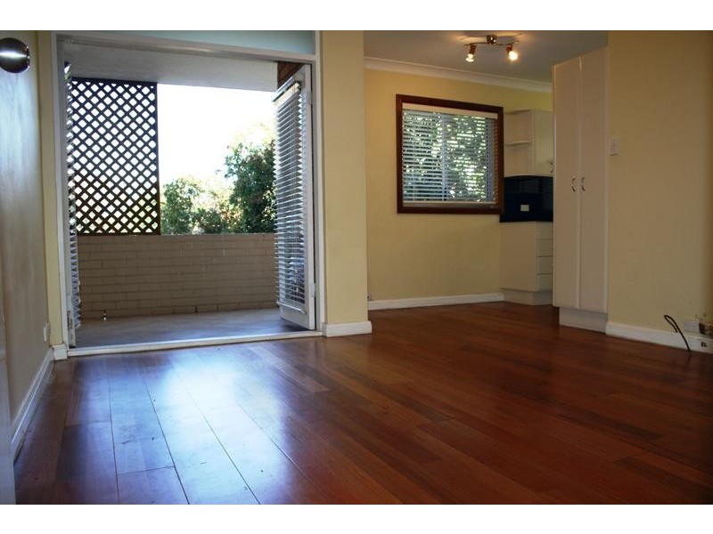 4/12 Wheeler Parade, Dee Why NSW 2099